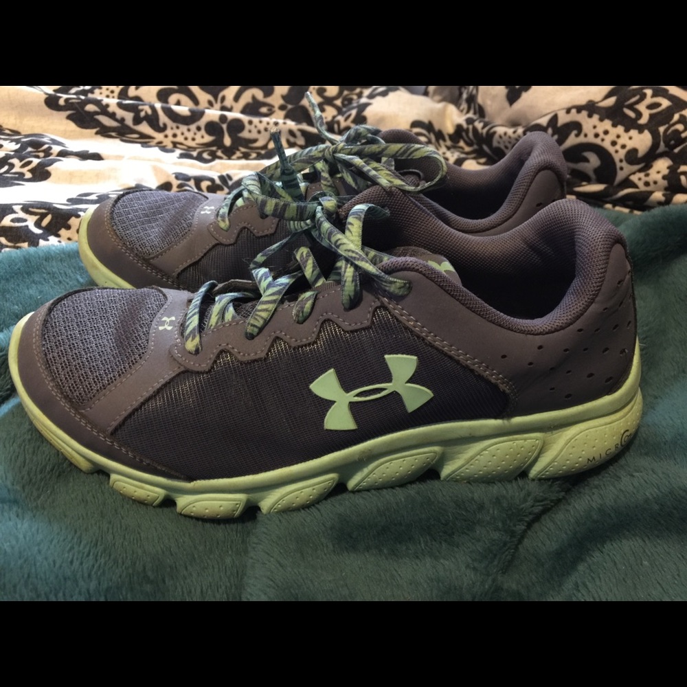 Under Armour sneaker